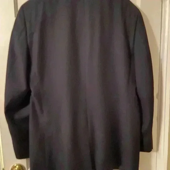 Lauren by Ralph Lauren men’s black suit coat. - Picture 3 of 8